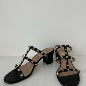 Valentino Garavani Rockstud Slide Sandals